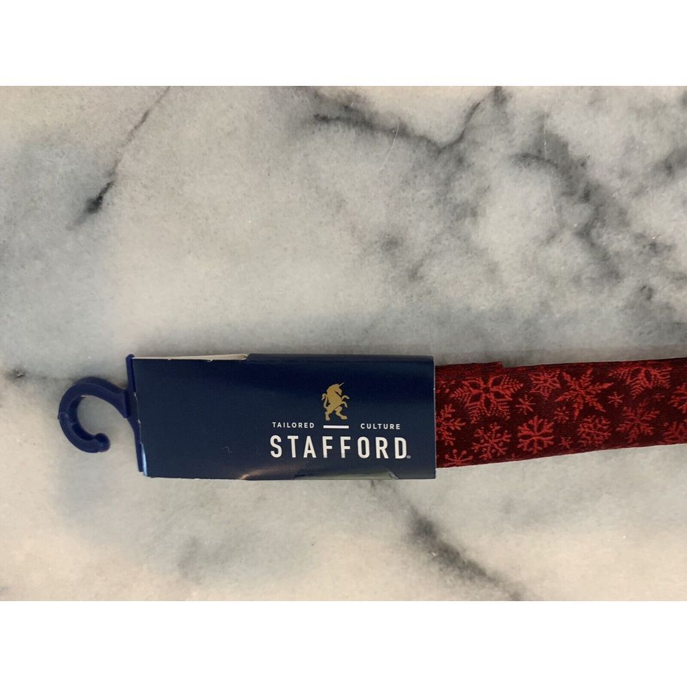 New Stafford Red Burgundy Snowflake Snowflakes Winter Pretied Bowtie Bow Tie - Picture 4 of 6